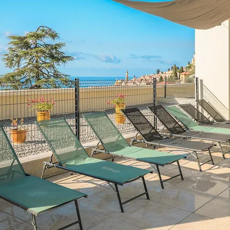 Les Miradors - Calme - Vue - Piscine - Parking Prive Apartment Menton