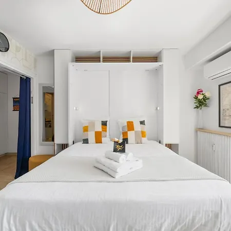 Les Miradors - Calme - Piscine - Parking Prive - Apartament Mentona