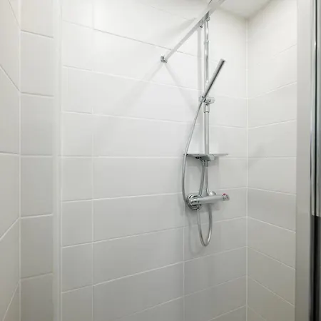Апартаменты Les Miradors - Calme - Piscine - Parking Prive - *